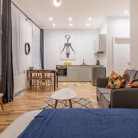 Lacplesa24 - Modern Studios In Riga City Center Luaran gambar